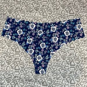 🌺 Victoria Secret thong underwear 🌺